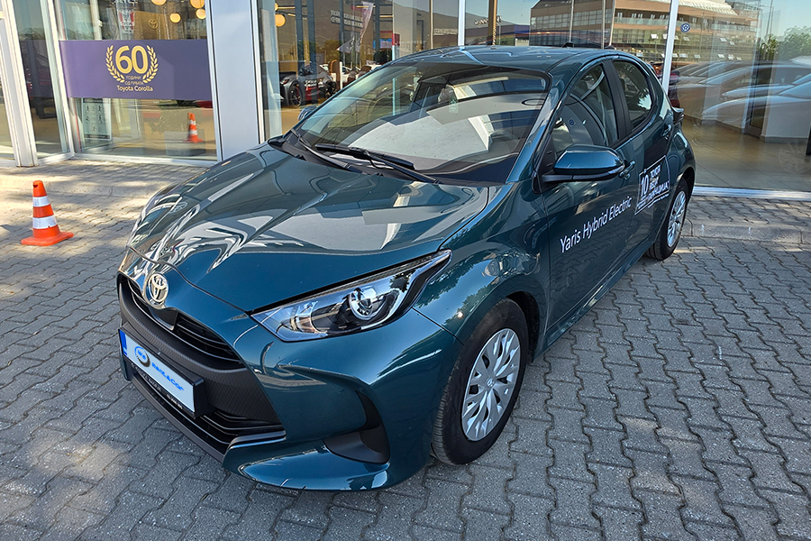 TOYOTA YARIS